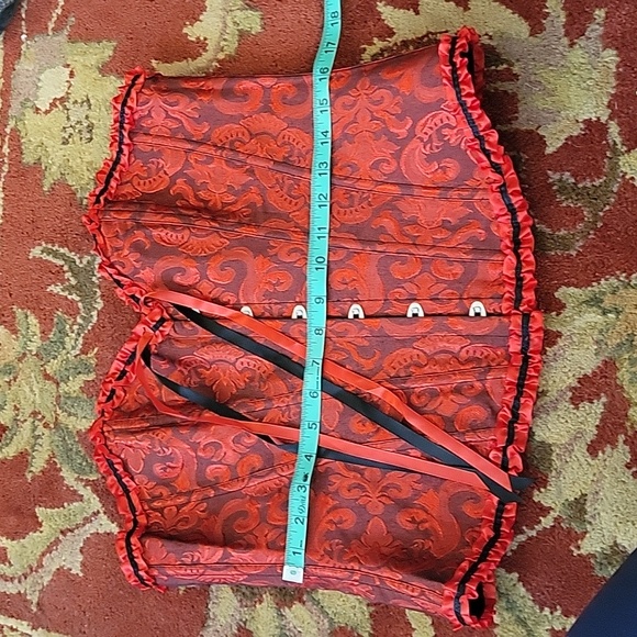 Red and black overbust corset - Picture 3 of 3